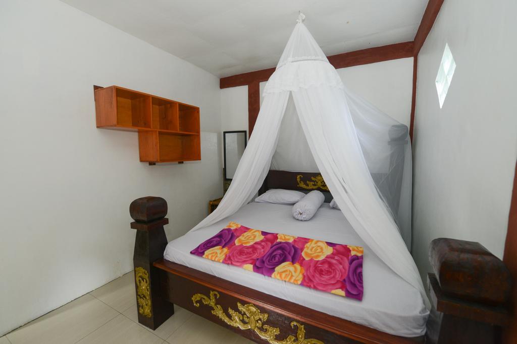 Batu Kapal Guest House & Jungle Trekking Bukit Lawang Exterior foto
